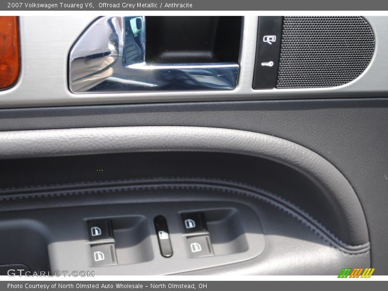 Offroad Grey Metallic / Anthracite 2007 Volkswagen Touareg V6