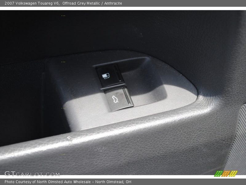 Offroad Grey Metallic / Anthracite 2007 Volkswagen Touareg V6