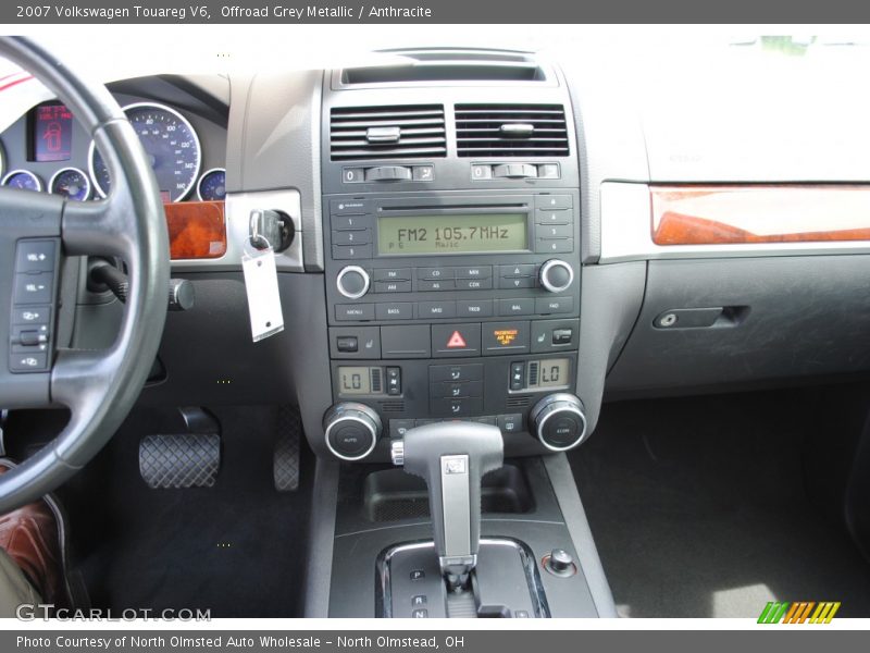 Offroad Grey Metallic / Anthracite 2007 Volkswagen Touareg V6