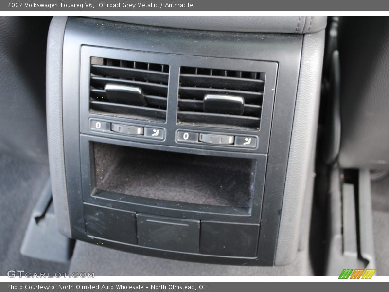 Offroad Grey Metallic / Anthracite 2007 Volkswagen Touareg V6