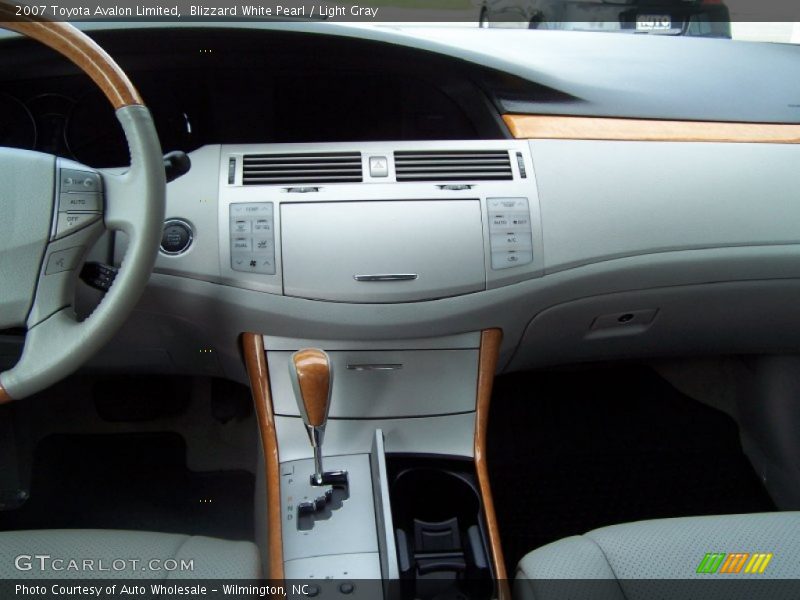 Blizzard White Pearl / Light Gray 2007 Toyota Avalon Limited