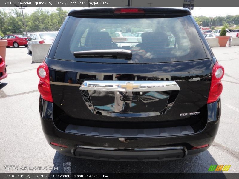 Black / Light Titanium/Jet Black 2011 Chevrolet Equinox LS