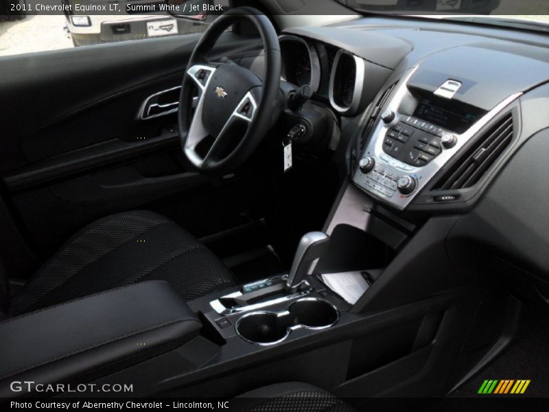 Summit White / Jet Black 2011 Chevrolet Equinox LT