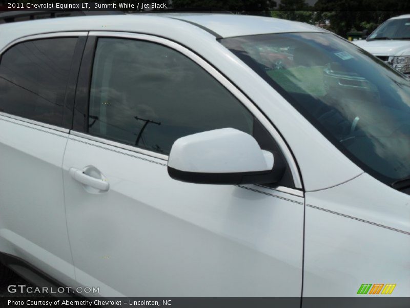 Summit White / Jet Black 2011 Chevrolet Equinox LT