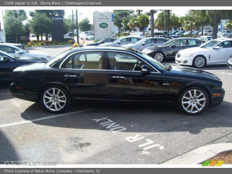 Ebony Black / Champagne/Charcoal 2008 Jaguar XJ XJ8