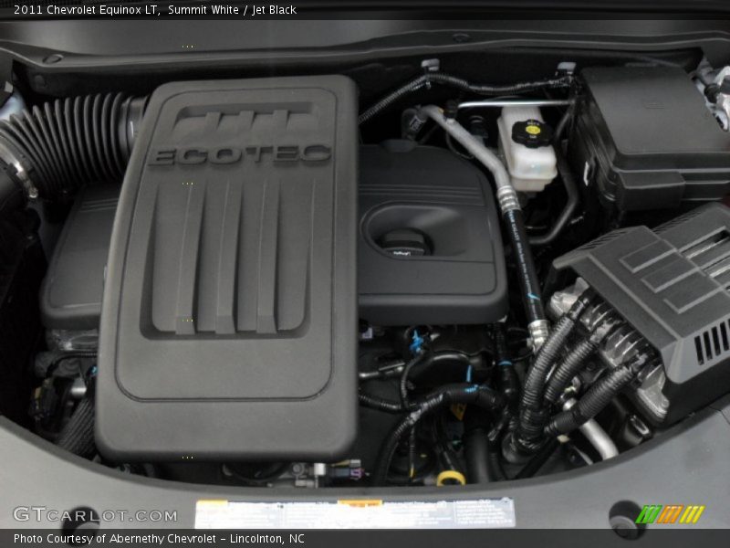 Summit White / Jet Black 2011 Chevrolet Equinox LT