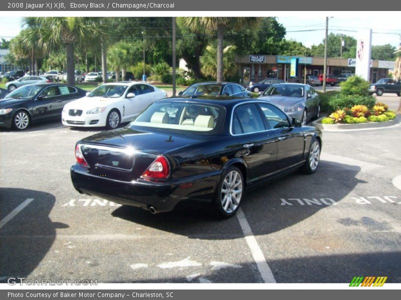 Ebony Black / Champagne/Charcoal 2008 Jaguar XJ XJ8