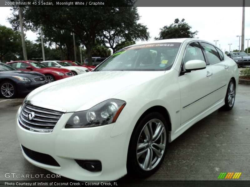 Front 3/4 View of 2008 M 45 S Sedan
