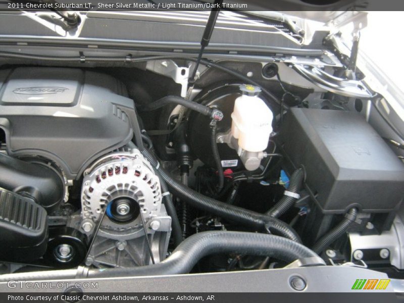 Sheer Silver Metallic / Light Titanium/Dark Titanium 2011 Chevrolet Suburban LT