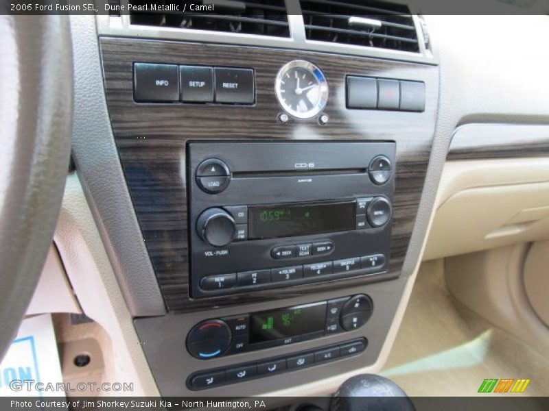 Controls of 2006 Fusion SEL
