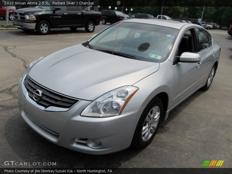 Radiant Silver / Charcoal 2010 Nissan Altima 2.5 SL