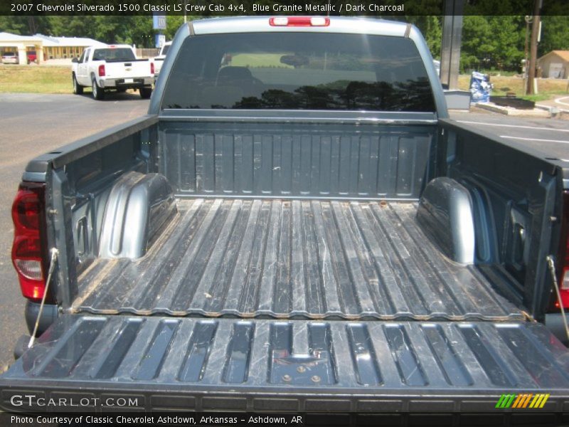 Blue Granite Metallic / Dark Charcoal 2007 Chevrolet Silverado 1500 Classic LS Crew Cab 4x4