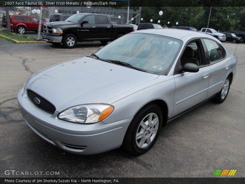 Silver Frost Metallic / Medium/Dark Flint 2007 Ford Taurus SE