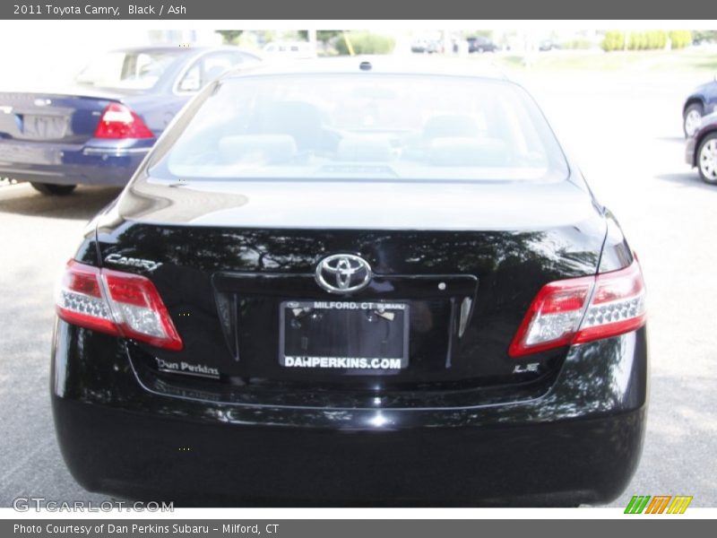 Black / Ash 2011 Toyota Camry