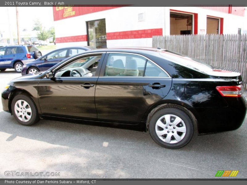 Black / Ash 2011 Toyota Camry