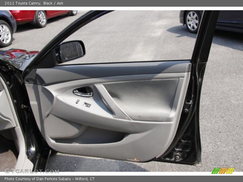 Black / Ash 2011 Toyota Camry