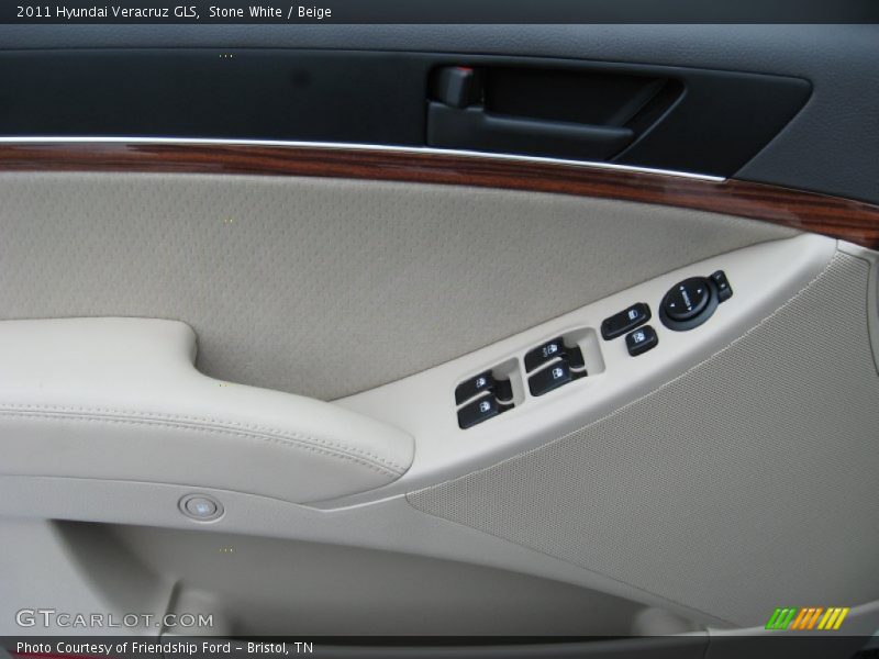 Stone White / Beige 2011 Hyundai Veracruz GLS
