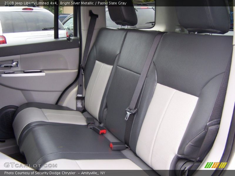 Bright Silver Metallic / Pastel Slate Gray 2008 Jeep Liberty Limited 4x4