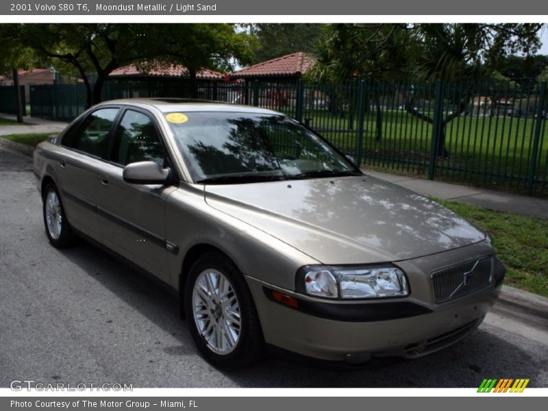 Moondust Metallic / Light Sand 2001 Volvo S80 T6