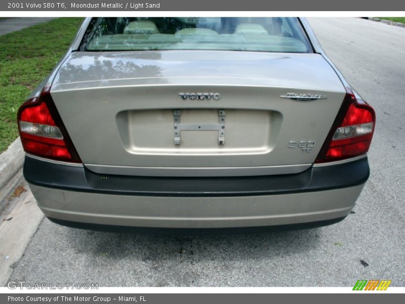 Moondust Metallic / Light Sand 2001 Volvo S80 T6