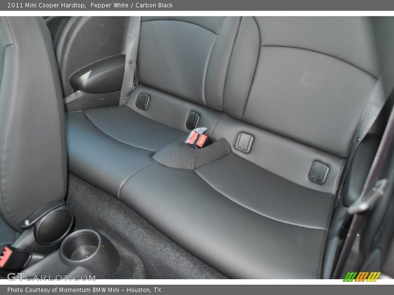 Pepper White / Carbon Black 2011 Mini Cooper Hardtop