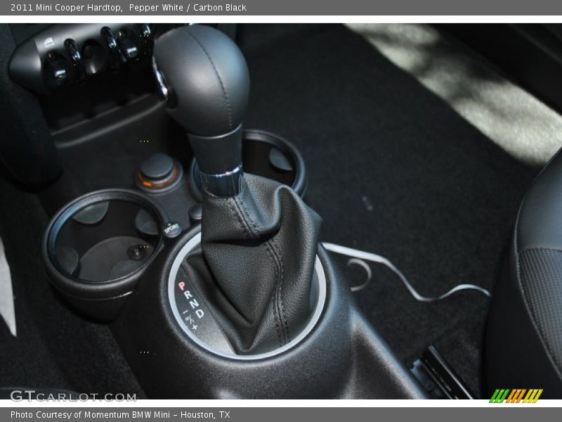 Pepper White / Carbon Black 2011 Mini Cooper Hardtop