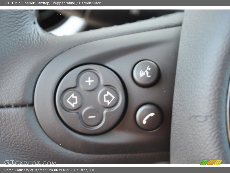Pepper White / Carbon Black 2011 Mini Cooper Hardtop