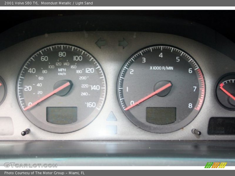 Moondust Metallic / Light Sand 2001 Volvo S80 T6