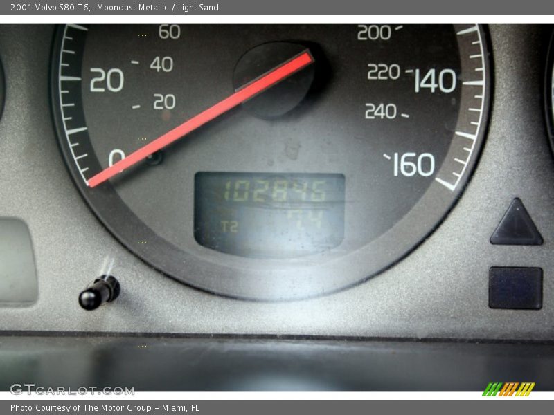 Moondust Metallic / Light Sand 2001 Volvo S80 T6
