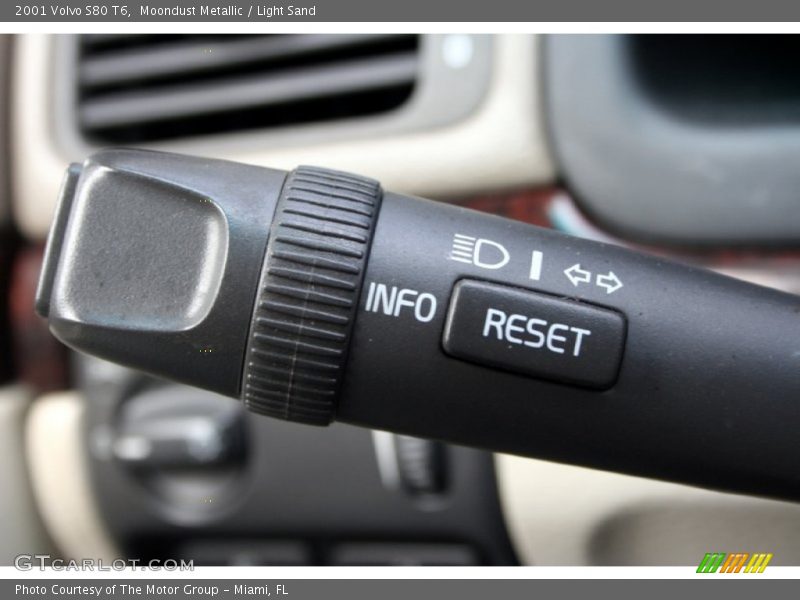 Controls of 2001 S80 T6