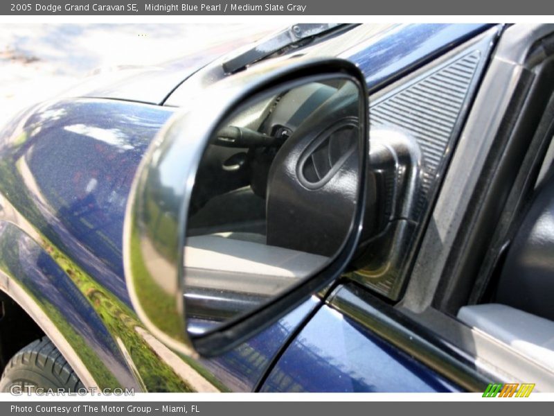 Midnight Blue Pearl / Medium Slate Gray 2005 Dodge Grand Caravan SE