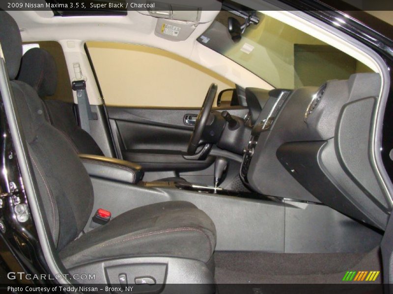 Super Black / Charcoal 2009 Nissan Maxima 3.5 S