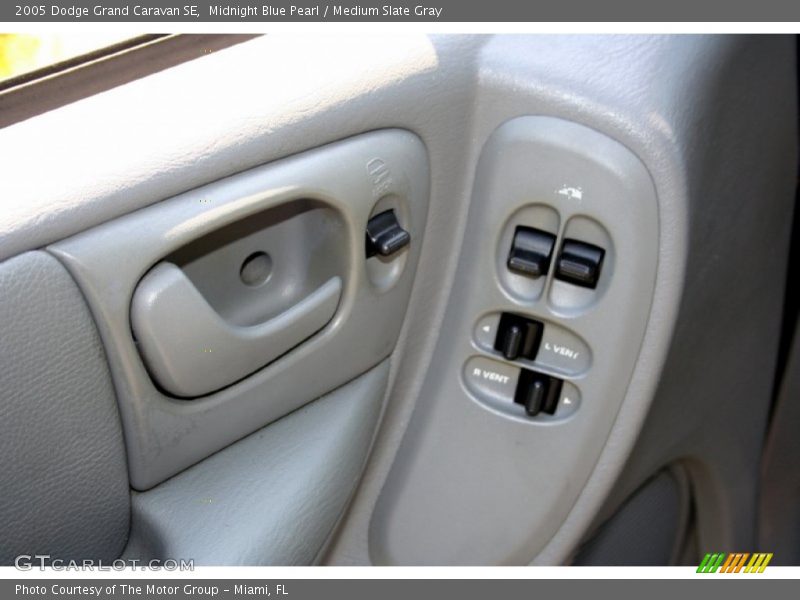 Midnight Blue Pearl / Medium Slate Gray 2005 Dodge Grand Caravan SE