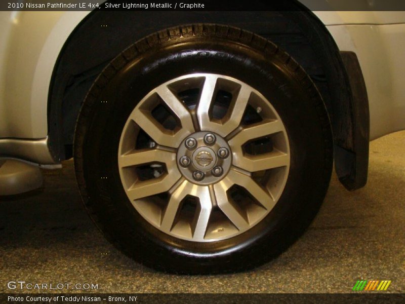 Silver Lightning Metallic / Graphite 2010 Nissan Pathfinder LE 4x4