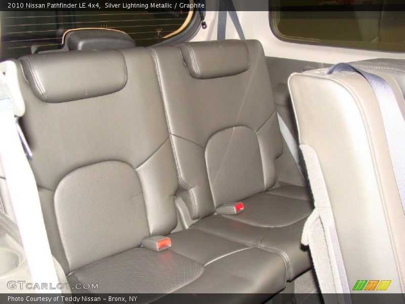 Silver Lightning Metallic / Graphite 2010 Nissan Pathfinder LE 4x4
