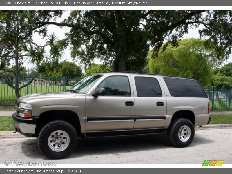  2002 Suburban 1500 LS 4x4 Light Pewter Metallic