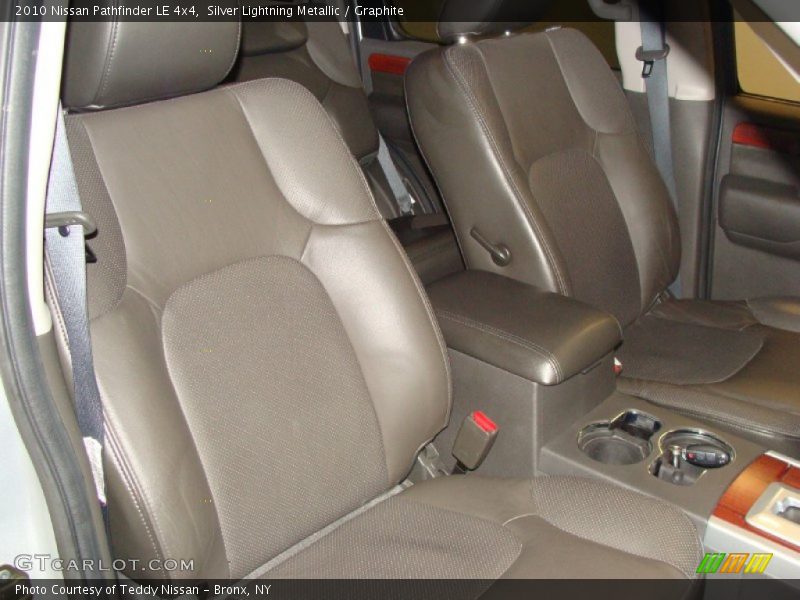 Silver Lightning Metallic / Graphite 2010 Nissan Pathfinder LE 4x4