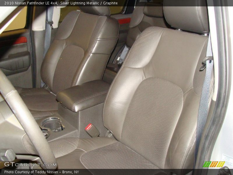 Silver Lightning Metallic / Graphite 2010 Nissan Pathfinder LE 4x4