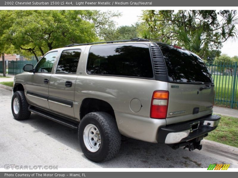  2002 Suburban 1500 LS 4x4 Light Pewter Metallic