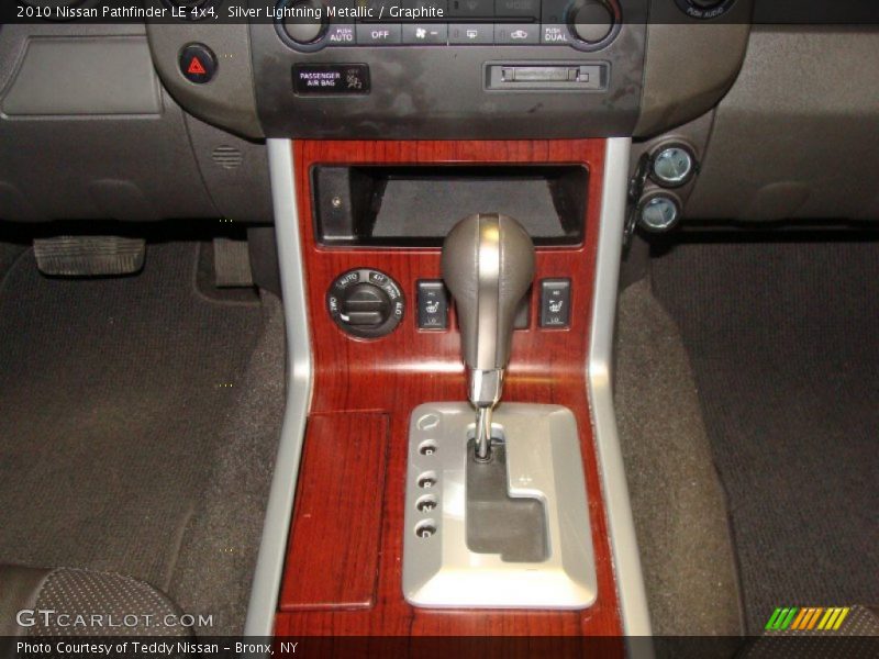 Silver Lightning Metallic / Graphite 2010 Nissan Pathfinder LE 4x4