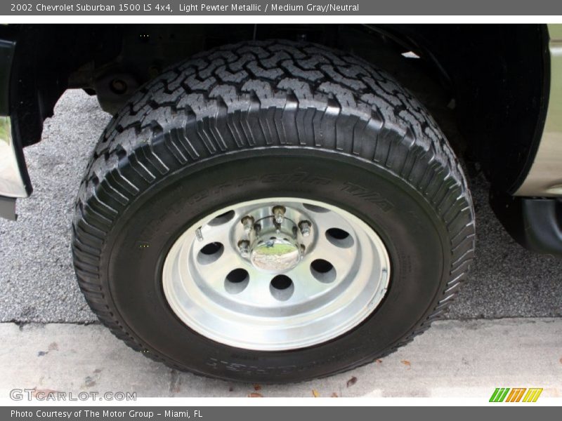  2002 Suburban 1500 LS 4x4 Wheel