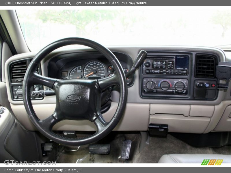 Light Pewter Metallic / Medium Gray/Neutral 2002 Chevrolet Suburban 1500 LS 4x4