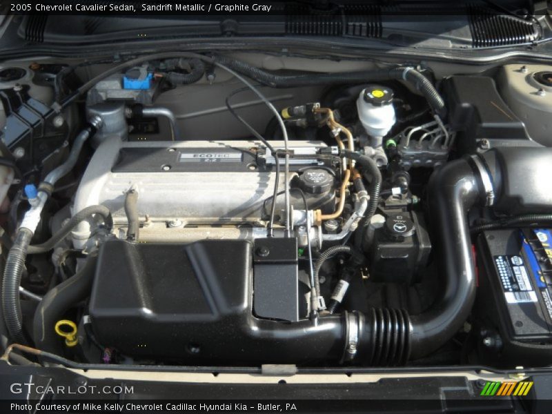 Sandrift Metallic / Graphite Gray 2005 Chevrolet Cavalier Sedan