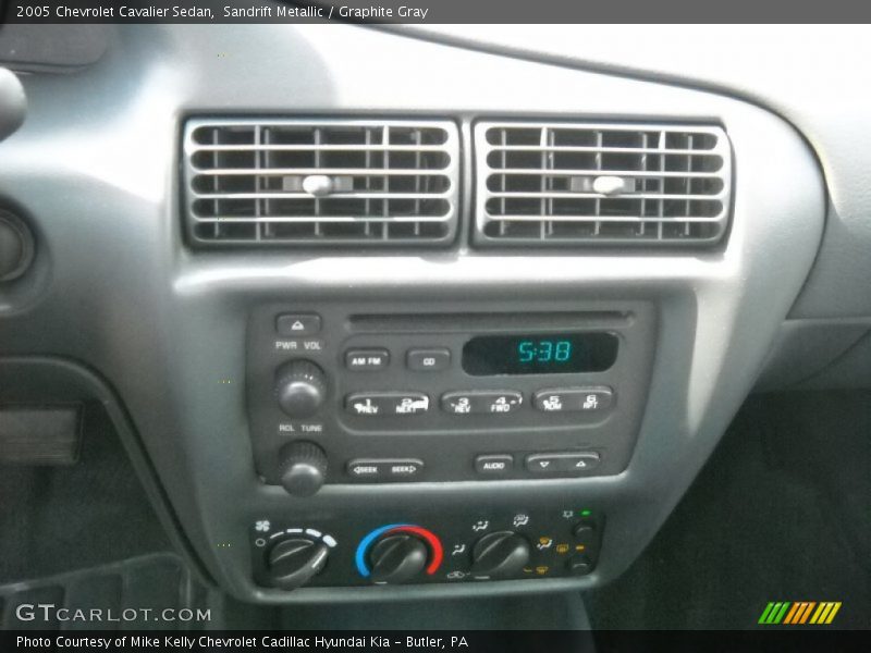 Sandrift Metallic / Graphite Gray 2005 Chevrolet Cavalier Sedan