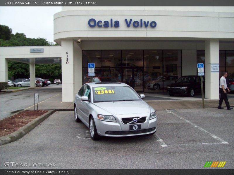 Silver Metallic / Off Black Leather 2011 Volvo S40 T5