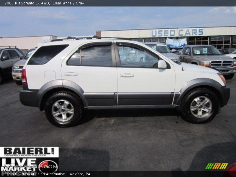 Clear White / Gray 2005 Kia Sorento EX 4WD