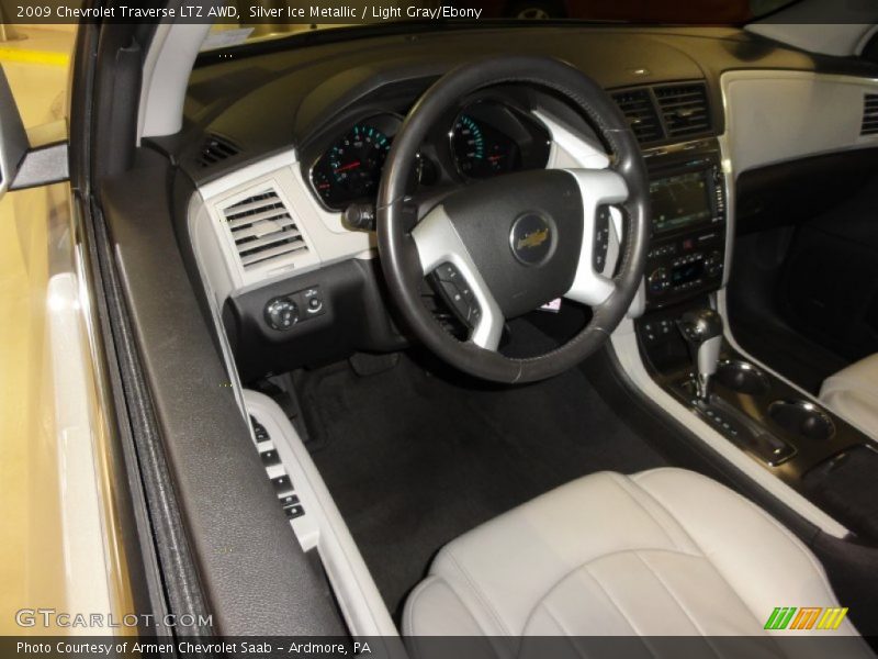Silver Ice Metallic / Light Gray/Ebony 2009 Chevrolet Traverse LTZ AWD