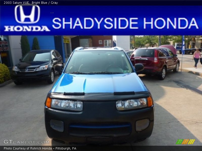 Bright Blue / Gray 2003 Saturn VUE