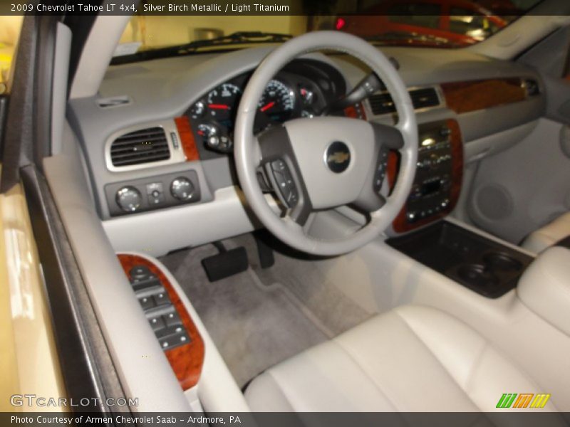 Silver Birch Metallic / Light Titanium 2009 Chevrolet Tahoe LT 4x4