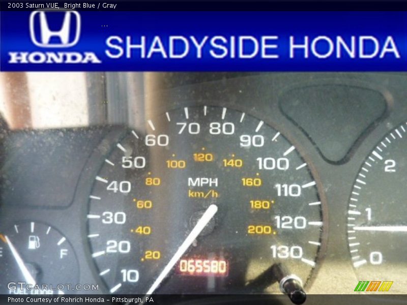 Bright Blue / Gray 2003 Saturn VUE